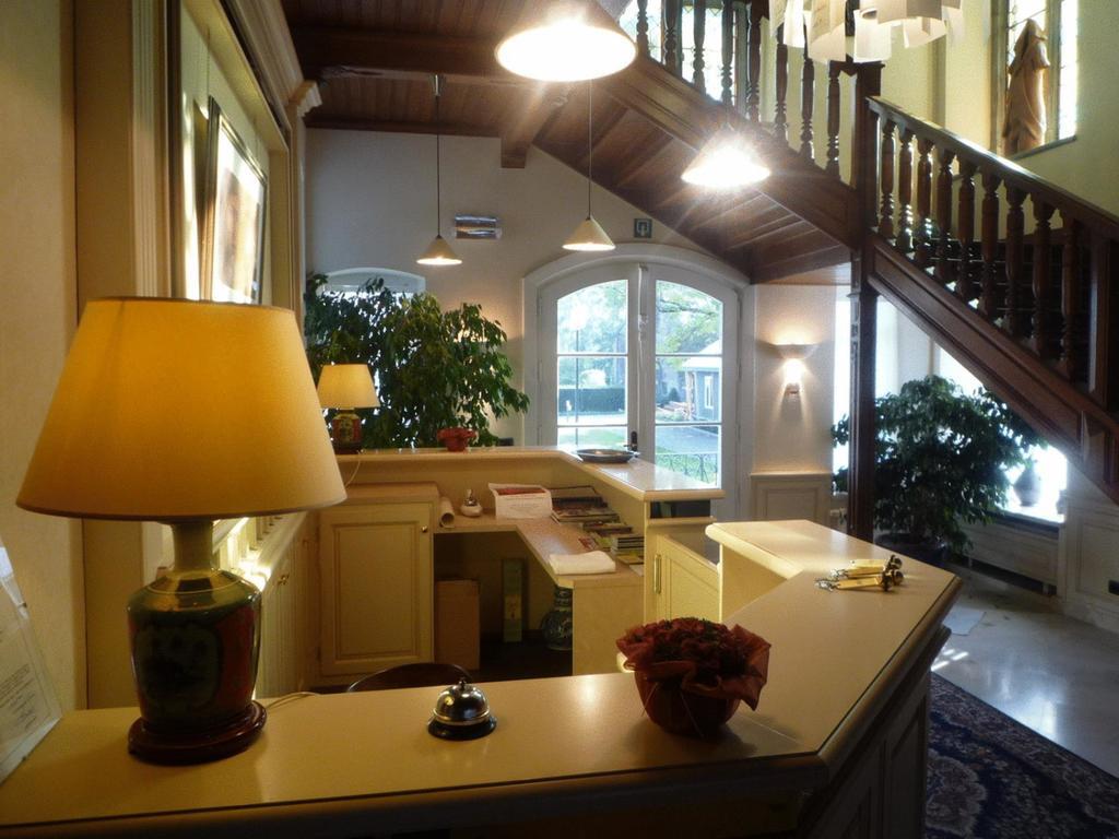 Le Chateau De Rendeux Bagian luar foto